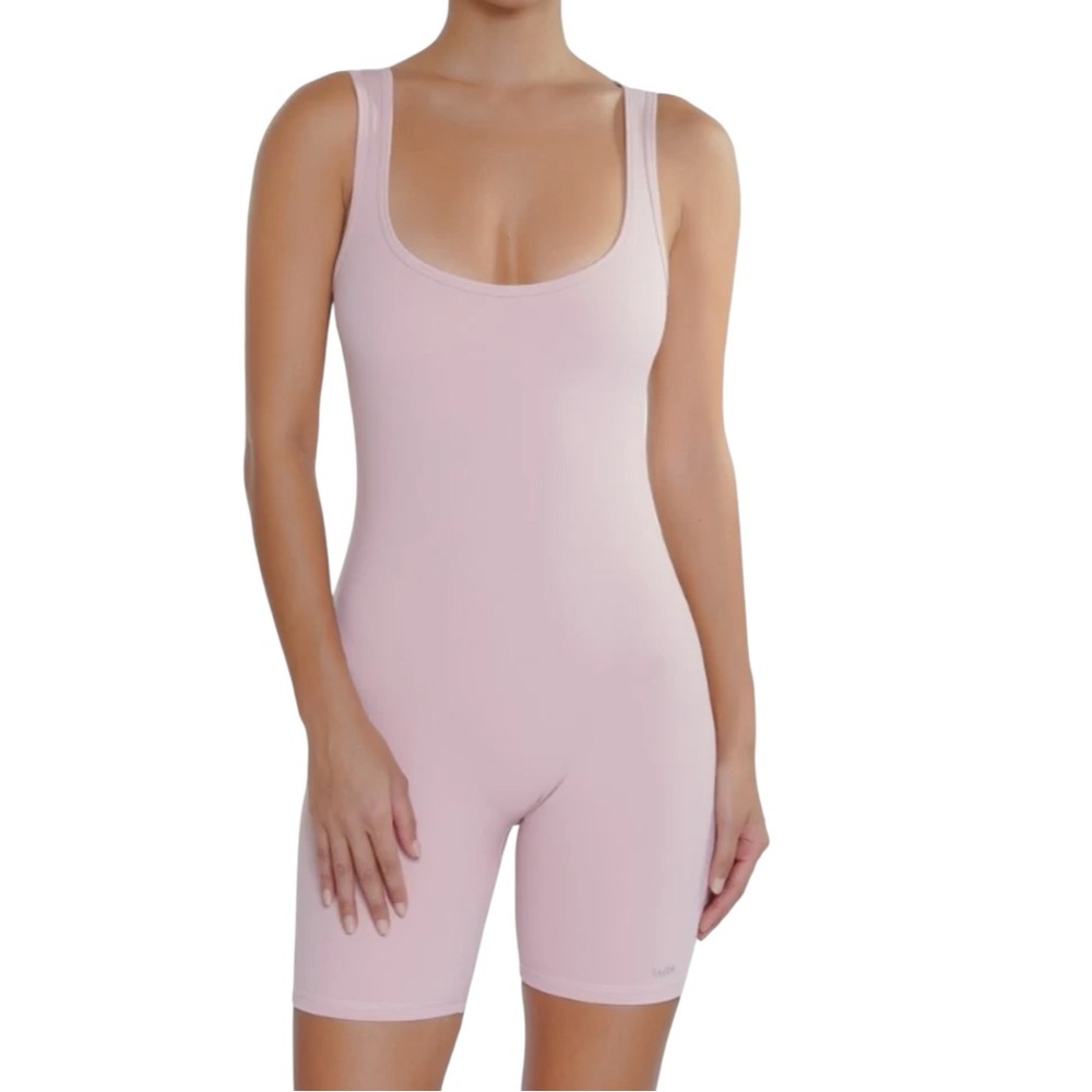 Huit Paris NWT Luxury Lingerie BIEN-ETRE Short Catsuit‎